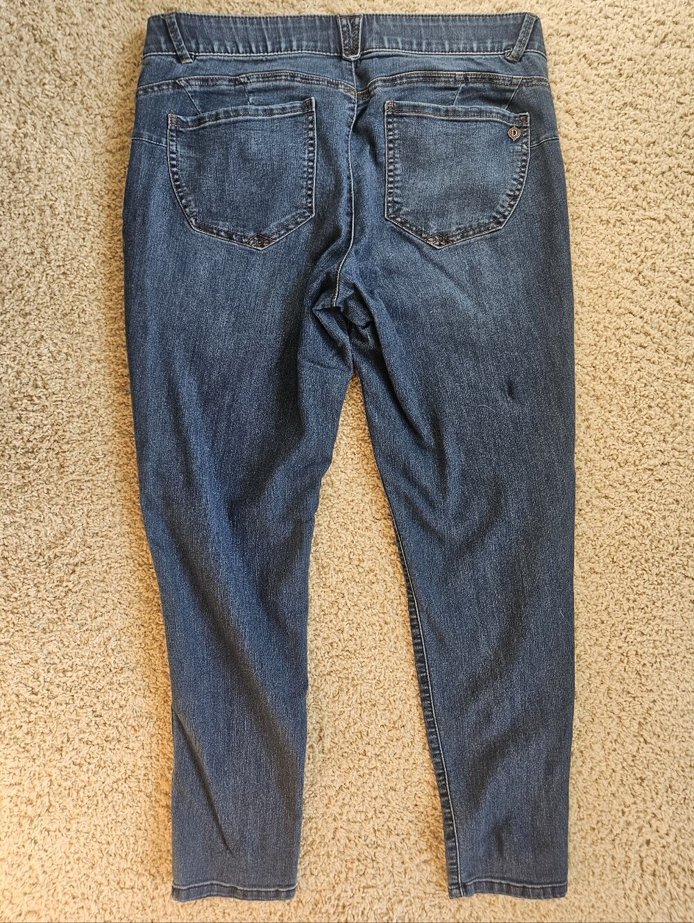 Democracy "Ab"solution Jeans - Picture 7 of 11